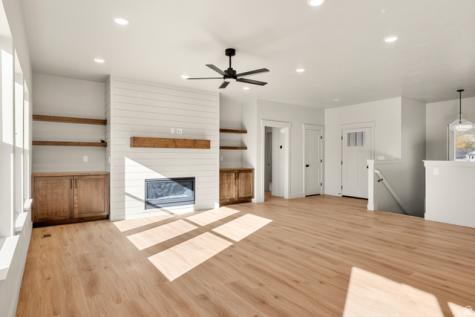 1130 E 245 N Hyde Park UT 84318