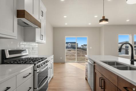 1130 E 245 N Hyde Park UT 84318