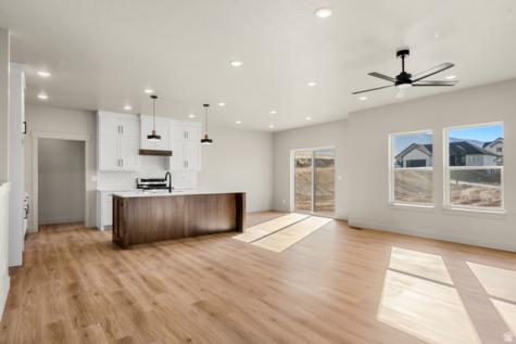 1130 E 245 N Hyde Park UT 84318