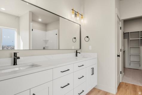 1130 E 245 N Hyde Park UT 84318
