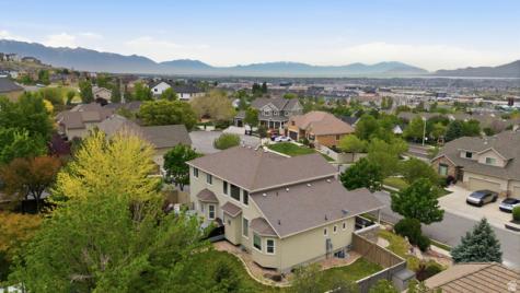 2382 W Stonehaven Loop N Lehi UT 84043