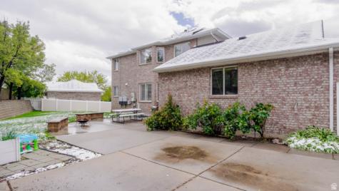 984 N 500 E Centerville UT 84014