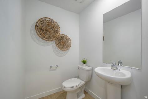 7607 N Graphite Drive W West Jordan UT 84081
