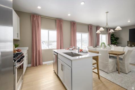 7607 N Graphite Drive W West Jordan UT 84081