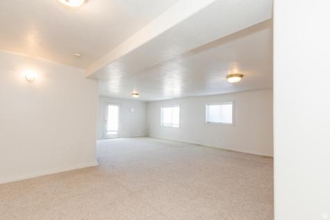455 N 350 E Hyde Park UT 84318