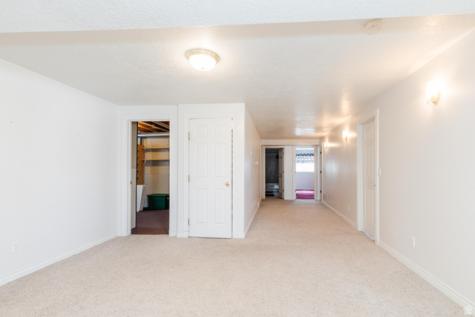 455 N 350 E Hyde Park UT 84318