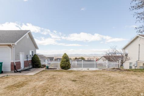 455 N 350 E Hyde Park UT 84318