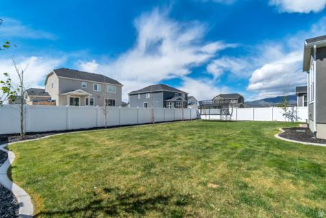1046 E Blazing Sun Drive Eagle Mountain UT 84005