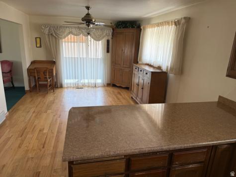 263 W 1060 S Orem UT 84058