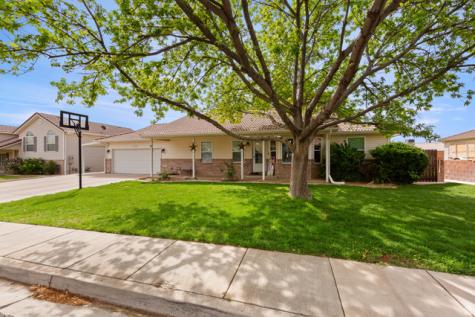 2292 E 390 N St. George UT 84790