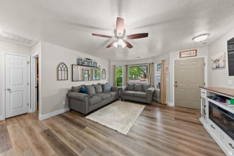2292 E 390 N St. George UT 84790