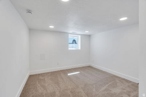 12191 S 3600 W Riverton UT 84065