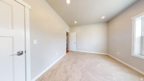 868 N 1880 E Price UT 84501