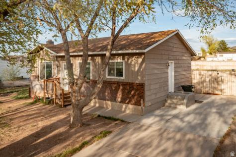 4766 N Mule Train Drive Enoch UT 84721