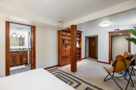 2807 E Morningside Drive S Salt Lake City UT 84124