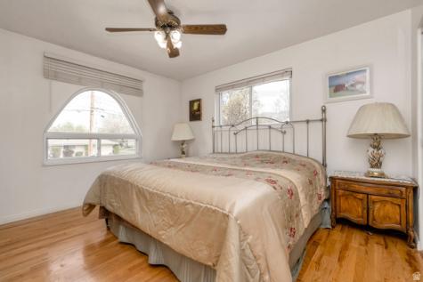 1860 E Spring Lane S Holladay UT 84117