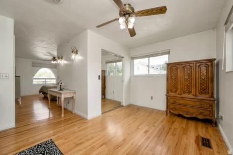 1860 E Spring Lane S Holladay UT 84117