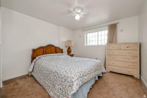 1860 E Spring Lane S Holladay UT 84117