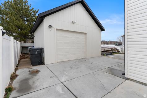 2303 E Hawthorne Street Lehi UT 84043