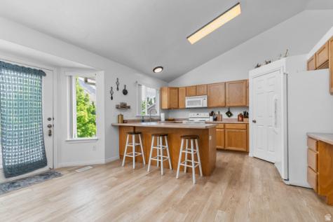 1229 S 1460 E Provo UT 84606