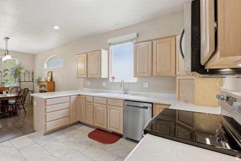 671 E Free Land Avenue S Midvale UT 84047
