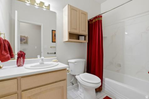671 E Free Land Avenue S Midvale UT 84047