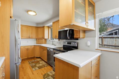 4245 S 3320 E Holladay UT 84124