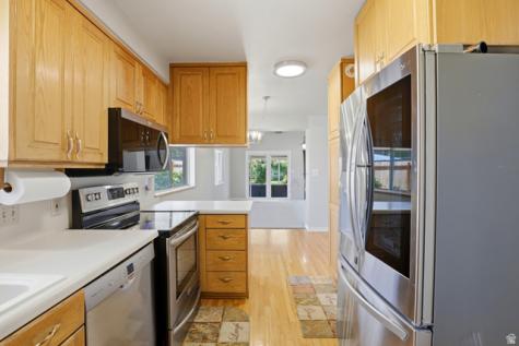 4245 S 3320 E Holladay UT 84124
