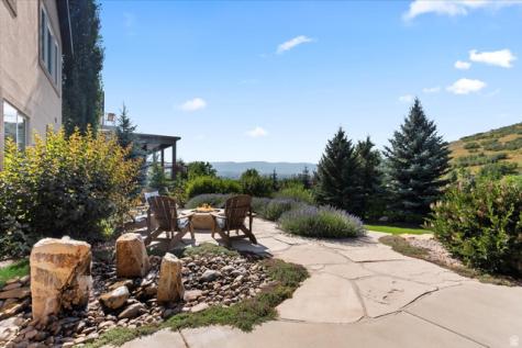 364 E 1690 N Midway UT 84049