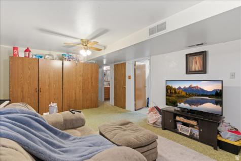 1677 S 75 E Bountiful UT 84010