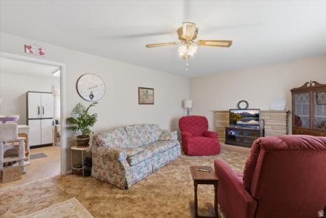 1677 S 75 E Bountiful UT 84010