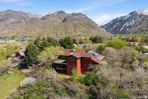 8 Altawood Drive S Sandy UT 84092