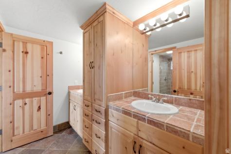 8 Altawood Drive S Sandy UT 84092