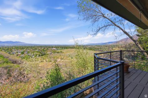 8 Altawood Drive S Sandy UT 84092