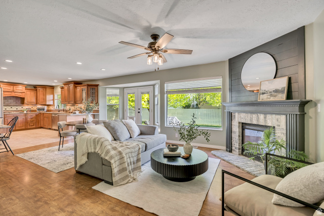 65 W 850 S Centerville UT 84014