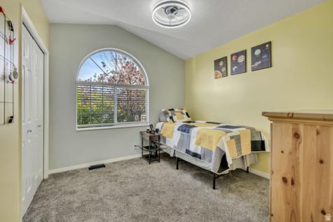 65 W 850 S Centerville UT 84014
