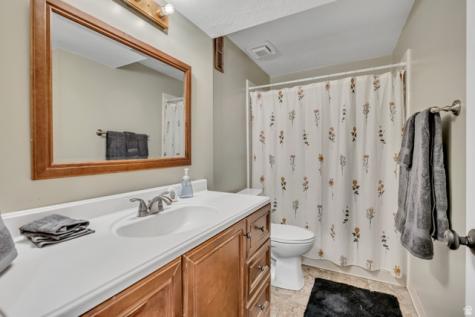 65 W 850 S Centerville UT 84014