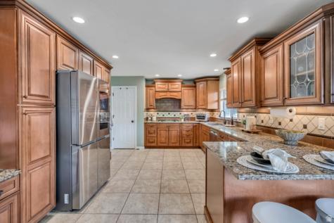 65 W 850 S Centerville UT 84014