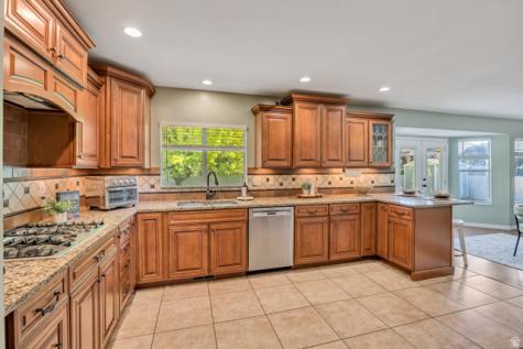 65 W 850 S Centerville UT 84014