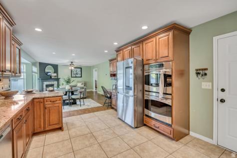 65 W 850 S Centerville UT 84014