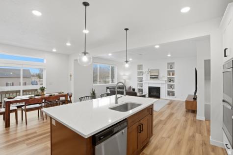 311 E Unchartered Lane S Draper UT 84020