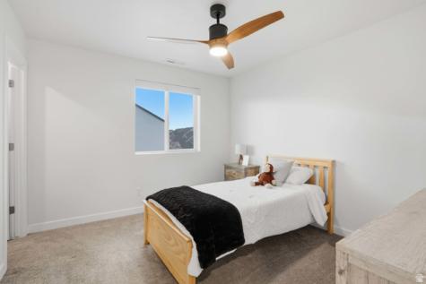 311 E Unchartered Lane S Draper UT 84020