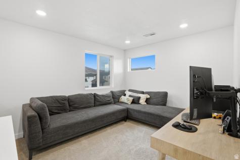 311 E Unchartered Lane S Draper UT 84020