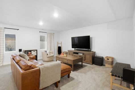 311 E Unchartered Lane S Draper UT 84020