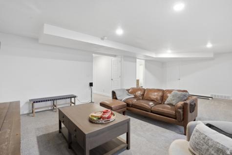311 E Unchartered Lane S Draper UT 84020