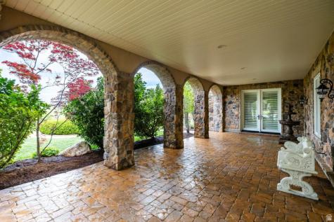 802 Eaglepointe Drive North Salt Lake UT 84054