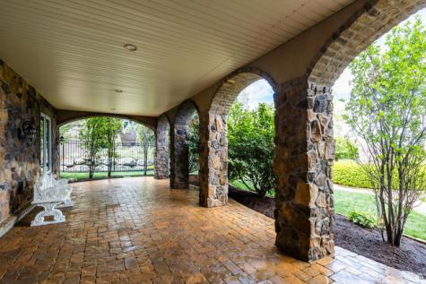 802 Eaglepointe Drive North Salt Lake UT 84054
