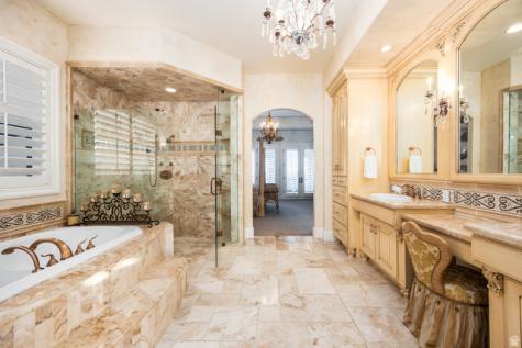802 Eaglepointe Drive North Salt Lake UT 84054