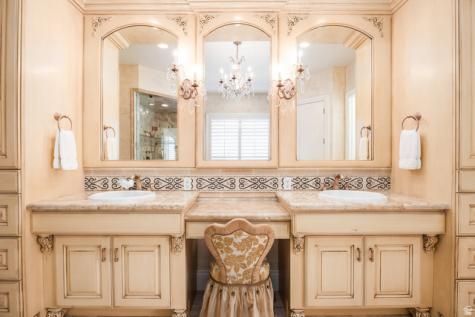 802 Eaglepointe Drive North Salt Lake UT 84054