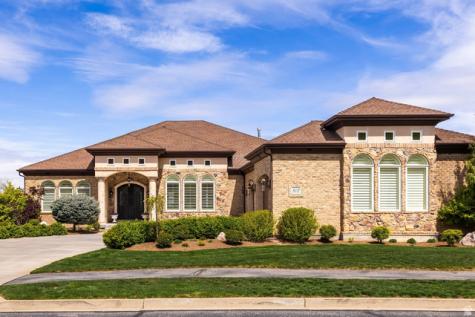 802 Eaglepointe Drive North Salt Lake UT 84054